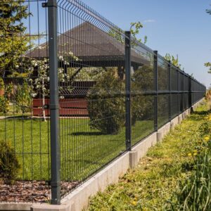 Ile zapłacisz za ogrodzenie panelowe? Sprawdź ceny i dostępne opcje